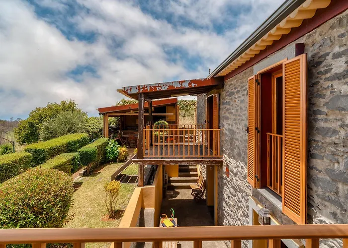 Casa Levada Dos By * Prazeres